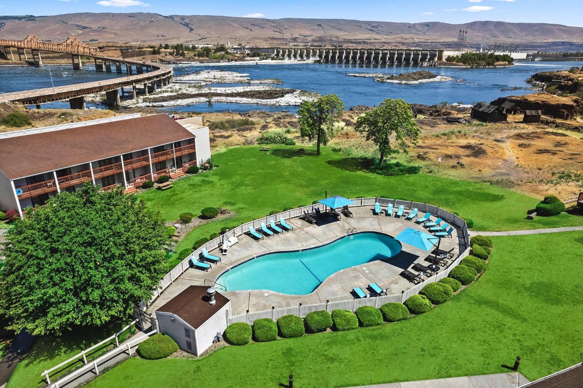Columbia River Hotel, Ascend Hotel Collection The Dalles Exteriör bild